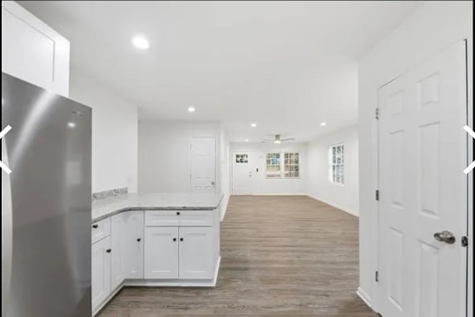 Alcove Rooms's room