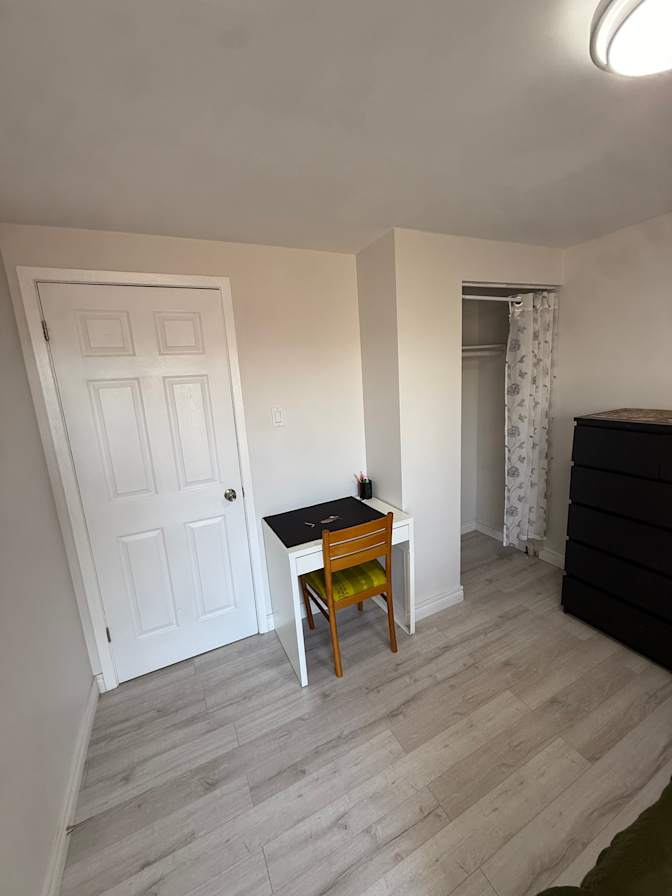 nichelle adriano's room