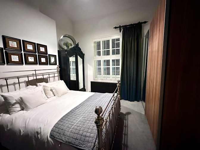 Su Baugh's room