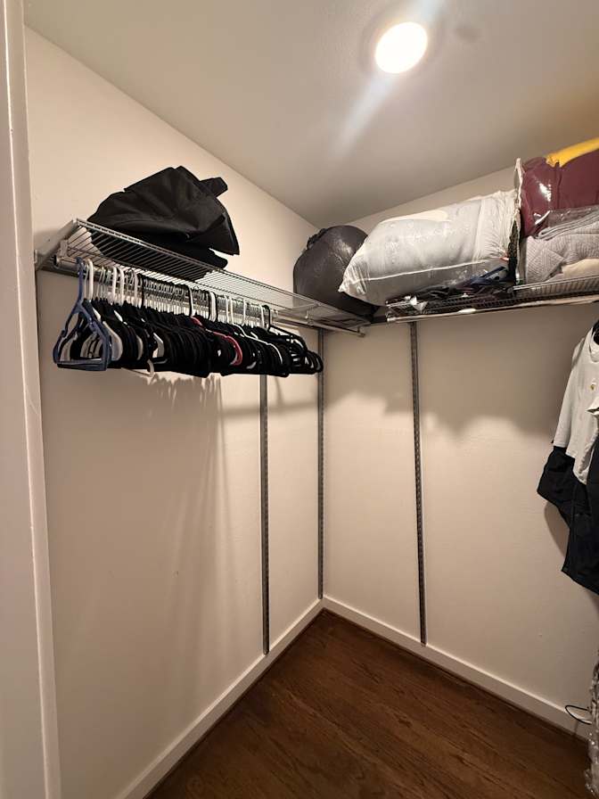 Nubia's room