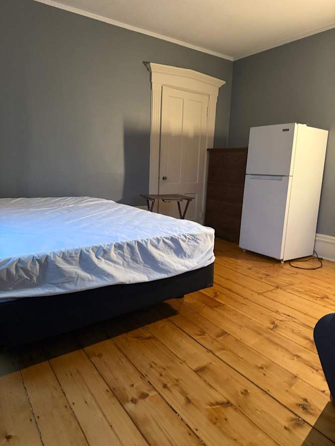 Tony's room