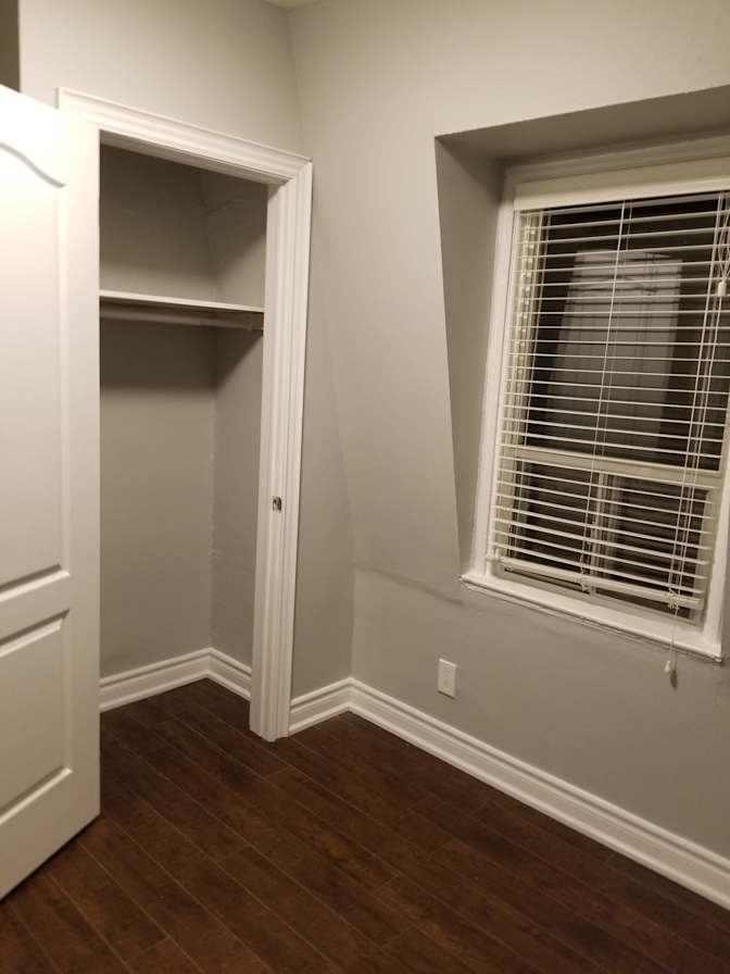 Daniel Neamtu's room