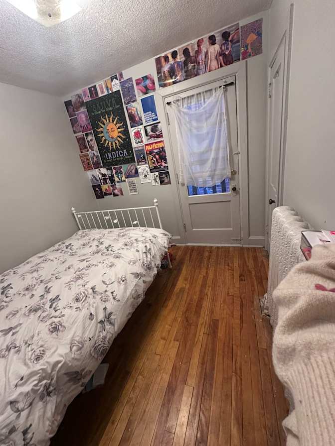 Misael's room