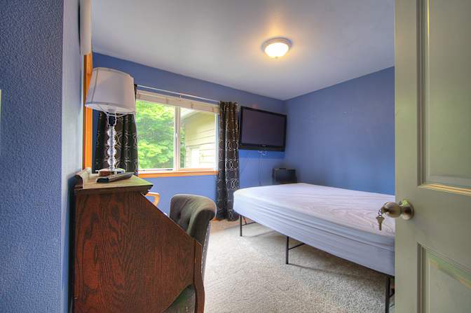 Tom Redner's room