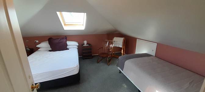 SENZ's room