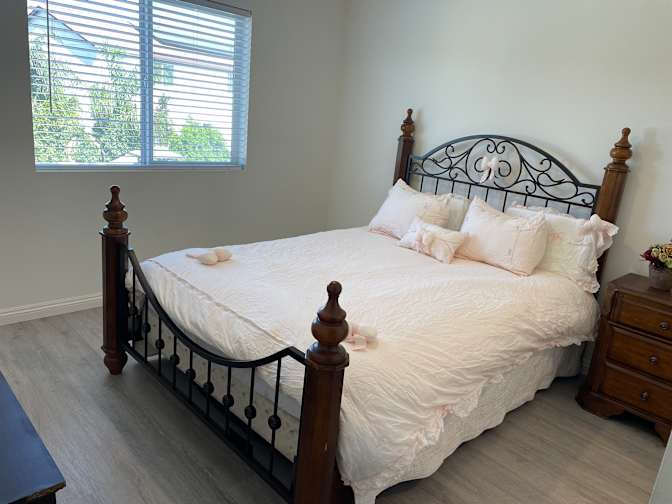 Vivian's room