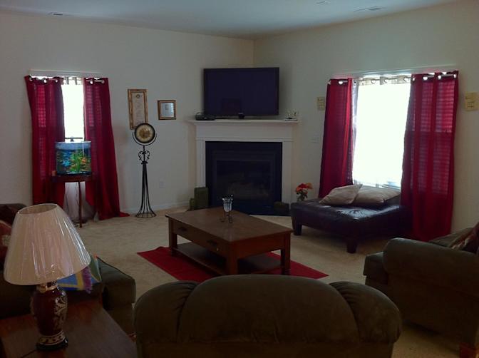 Alcove Rooms's room