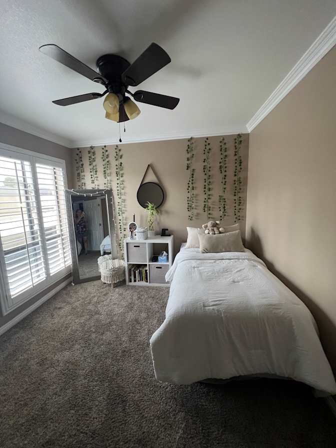 Nathan Cruz's room