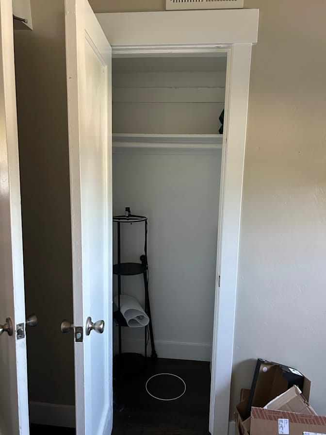 Gus's room