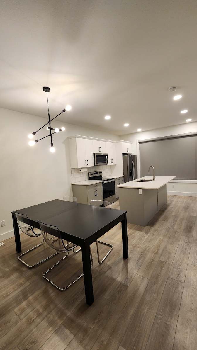 Analyn Carrillo's room