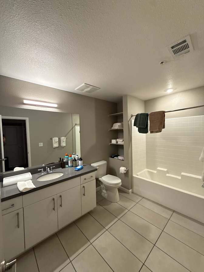 Anthony Lan's room