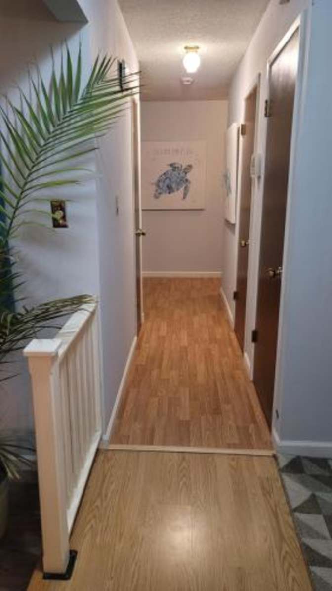E's room