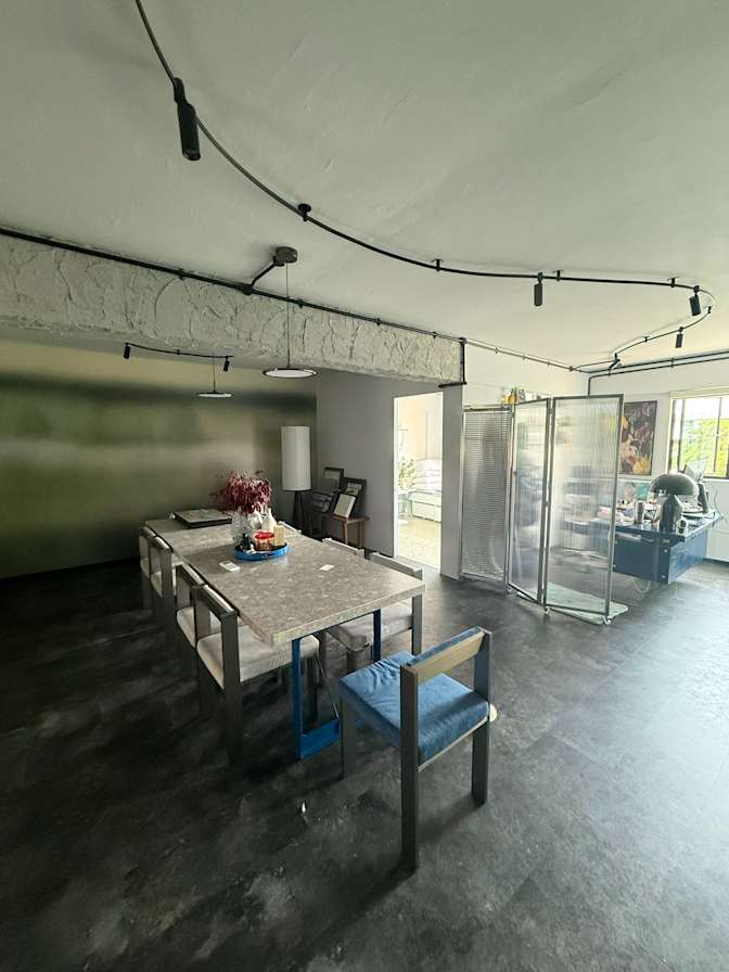 Luetphong Foong's room