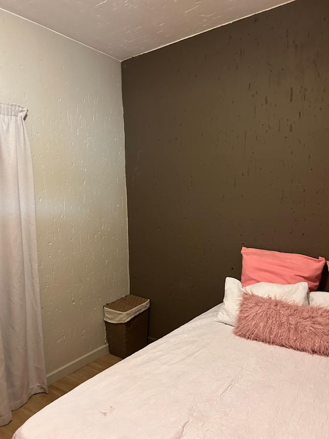 Oratile's room