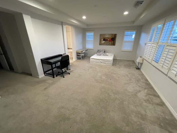 Natalie Pham's room