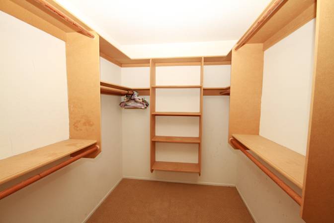 SergeR's room