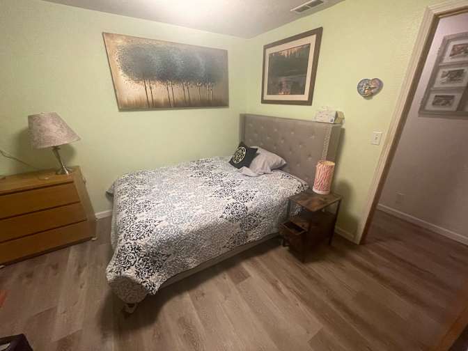 Bill's room
