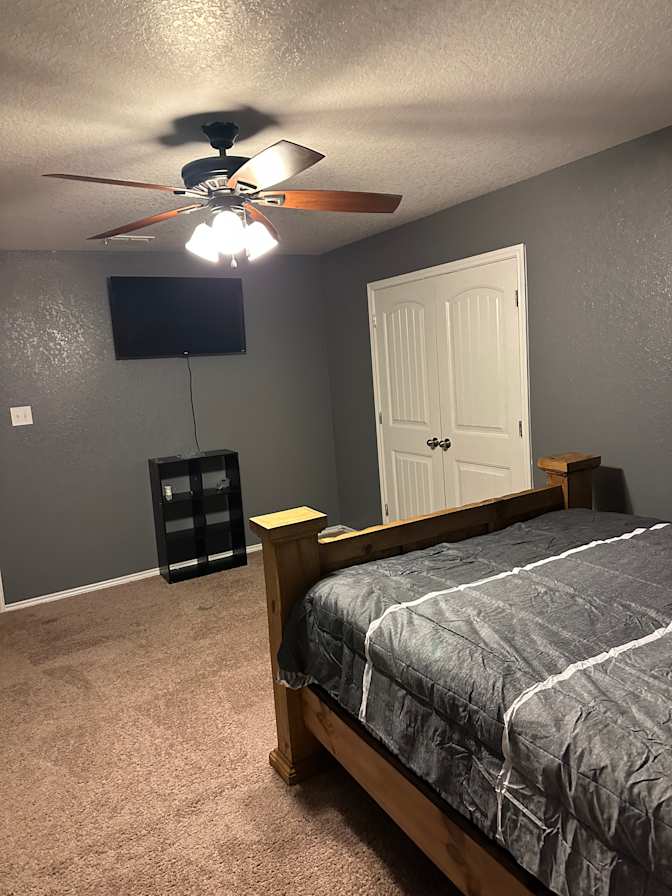 Jon's room