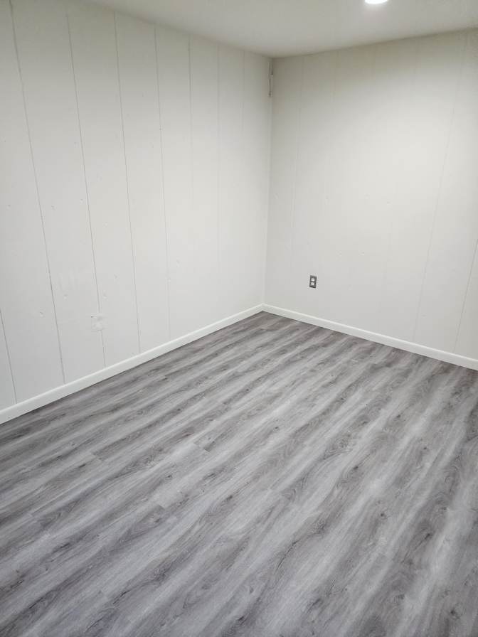 Enrique's room