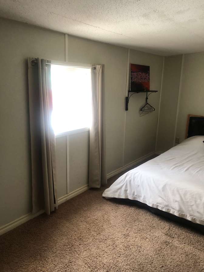 Carla's room