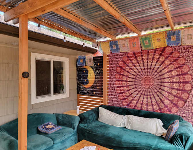 Dan's room