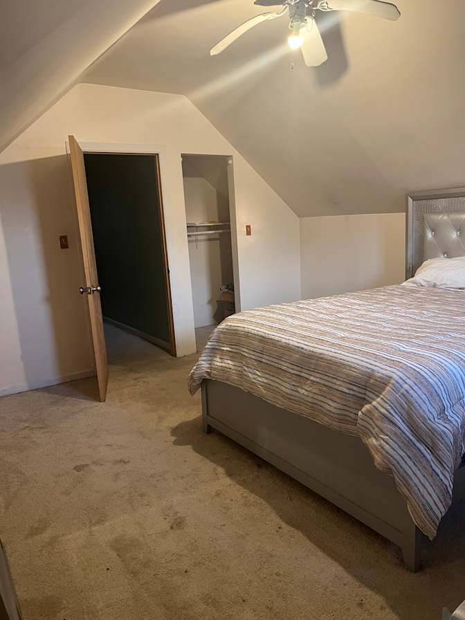 Serene Real Group's room
