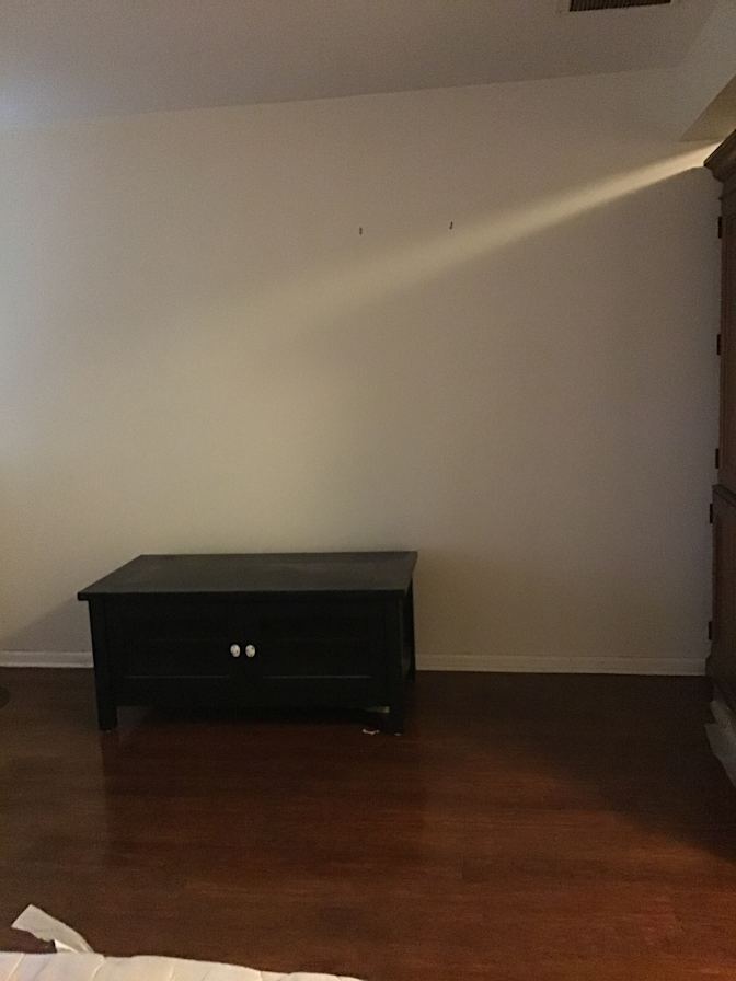 Alcove Rooms's room