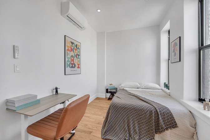 Liza's room