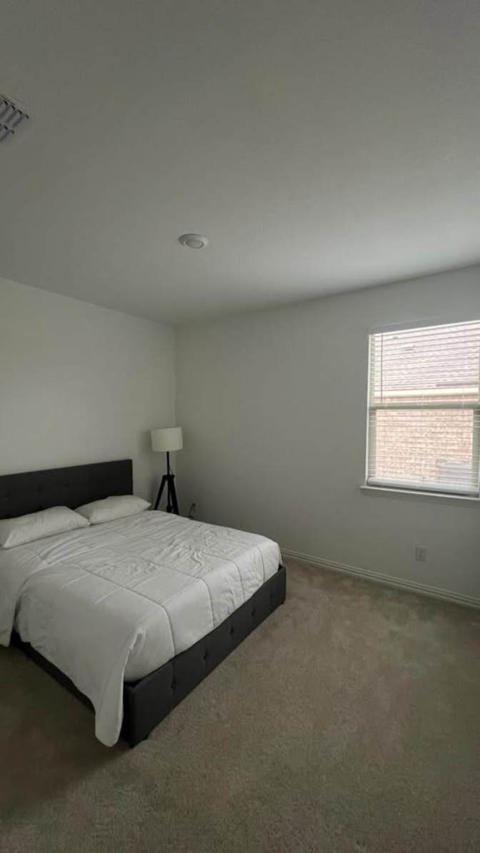 Winny's room