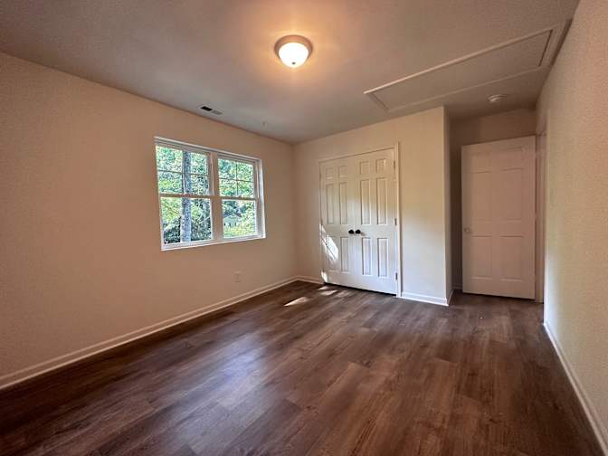 Alcove Rooms's room