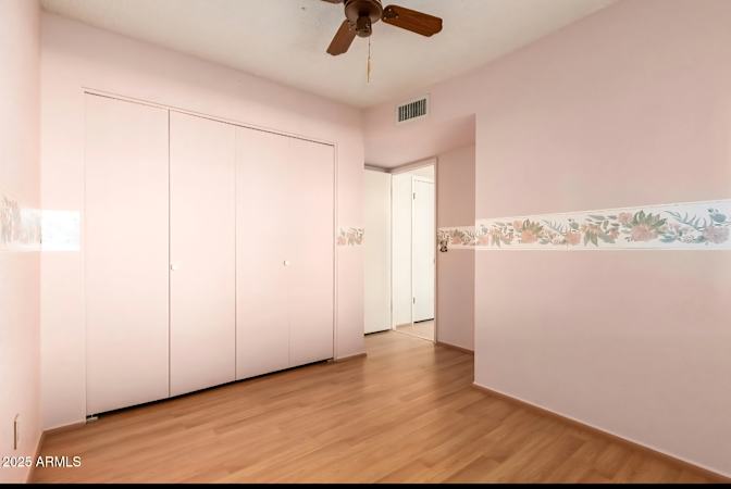 TOMAS's room
