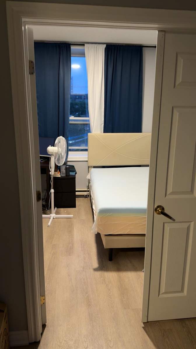 Tony's room