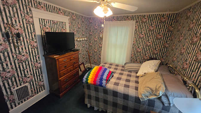 TJ's room