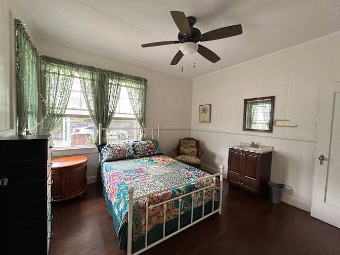 Linda's room