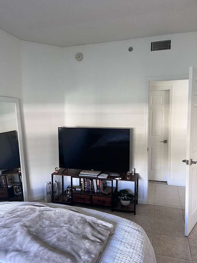 Johanna Chone's room