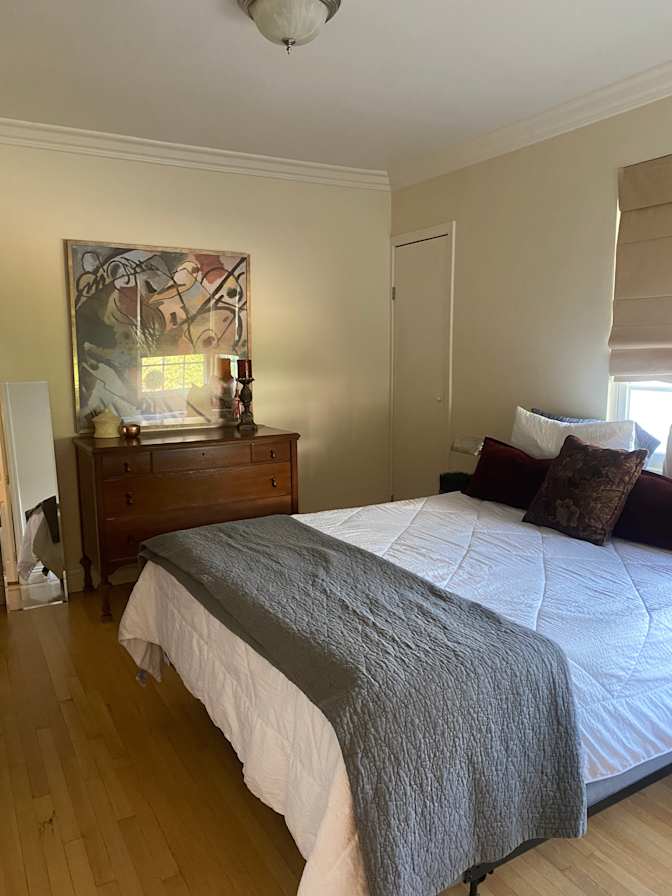 Lori Shackel's room