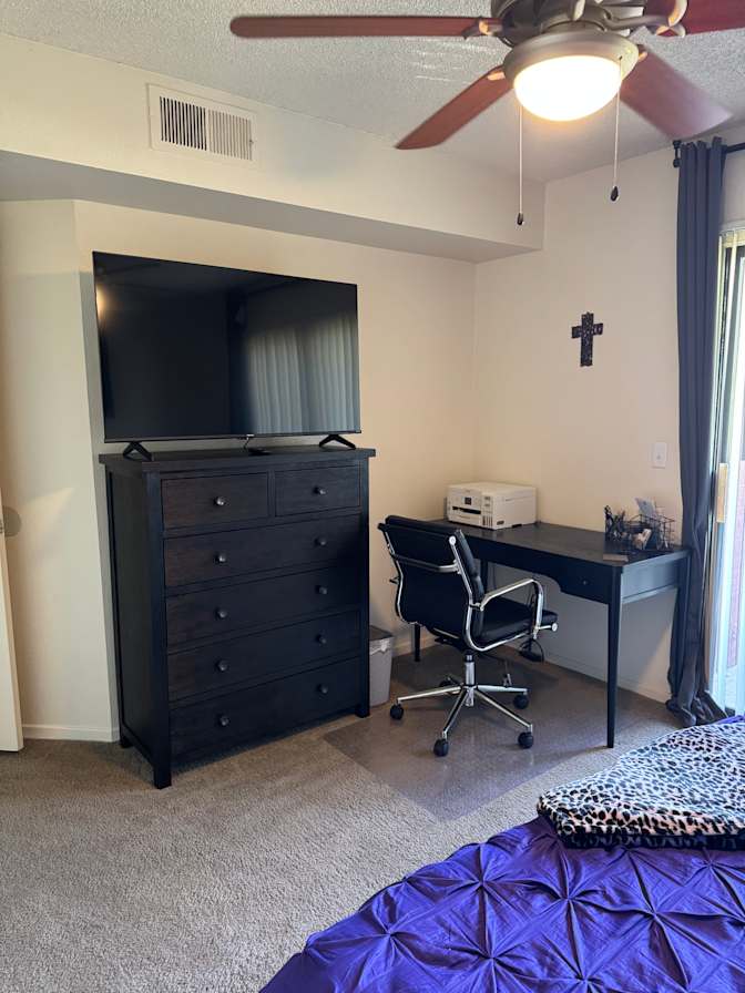 Rita Vasquez's room