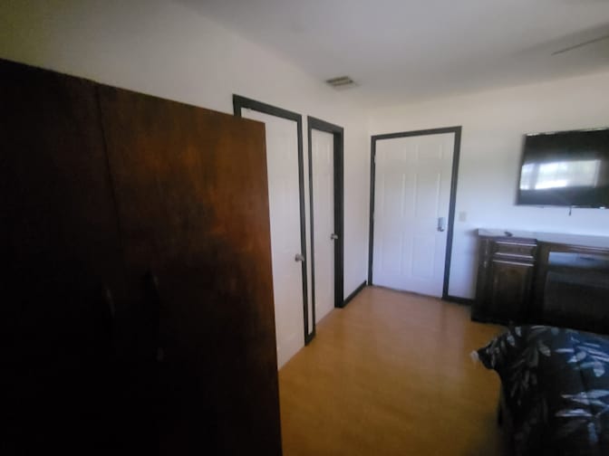 Robert DiPrimio's room