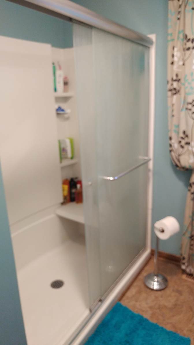 Sylvia OWNER living On Site acceptg ODSP ON Works Retirees Widow Widower Contractor Builder Mason's room