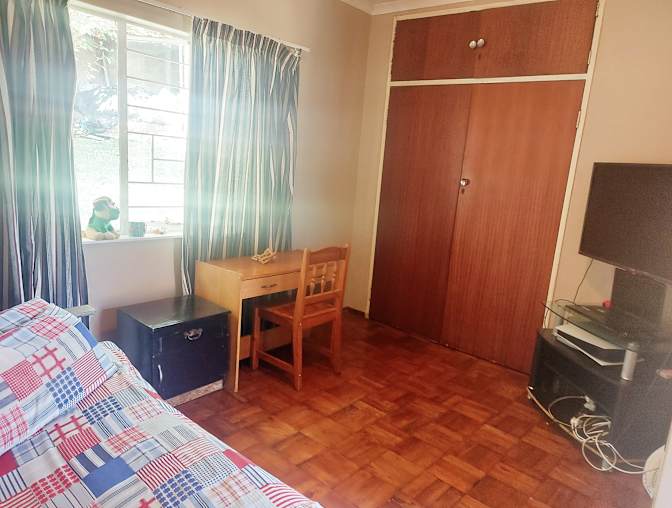 Kalayvani's room