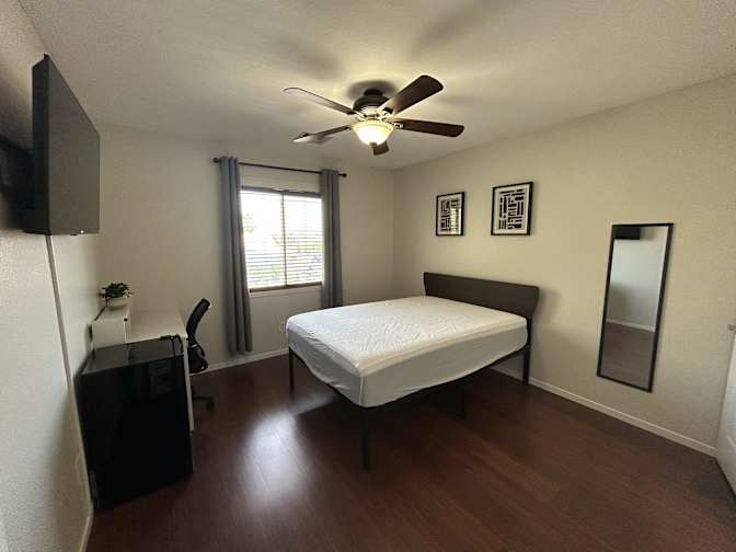 PadSplit's room