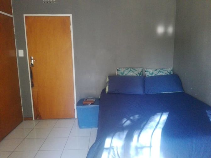 Taonga Makoni's room