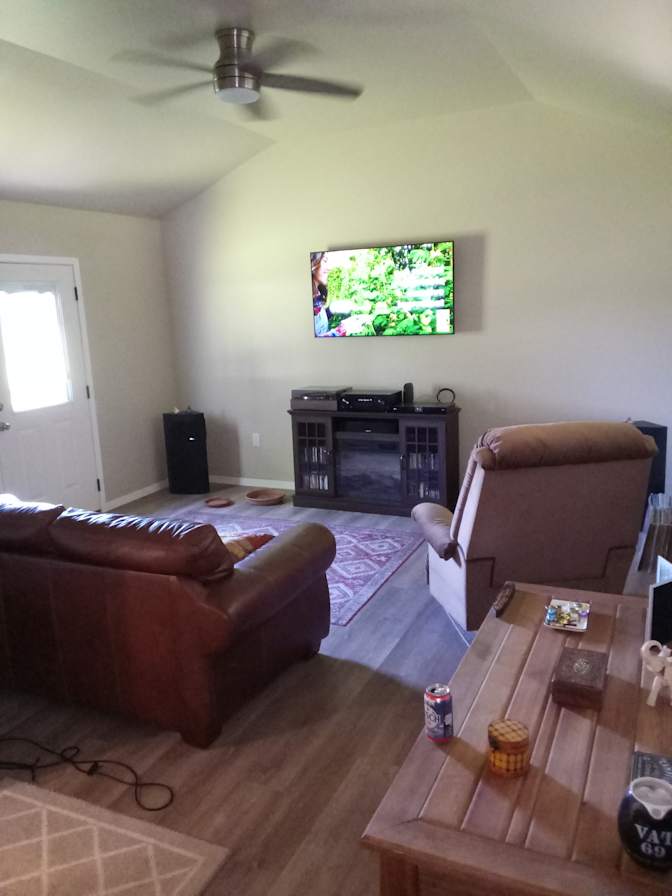 Bob's room