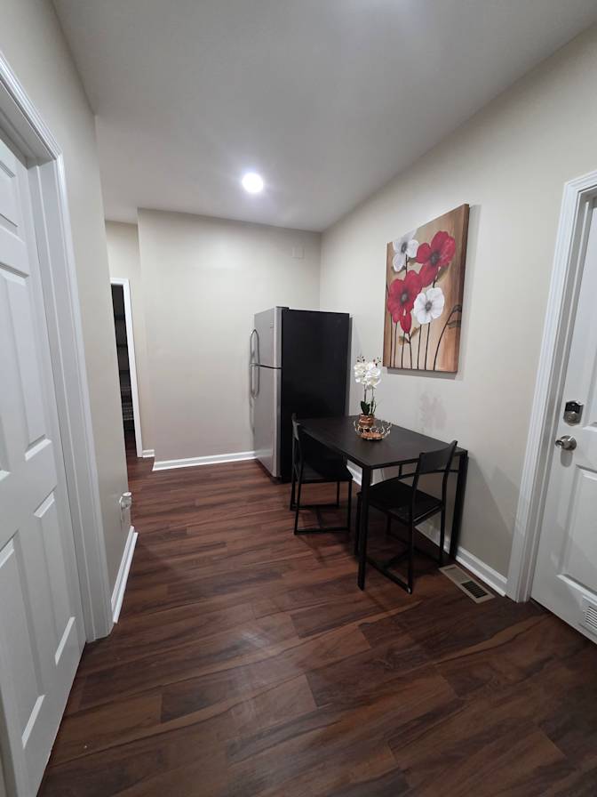 CL&C Property Management and Consulting's room