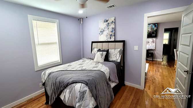 GBU Holdings Group's room