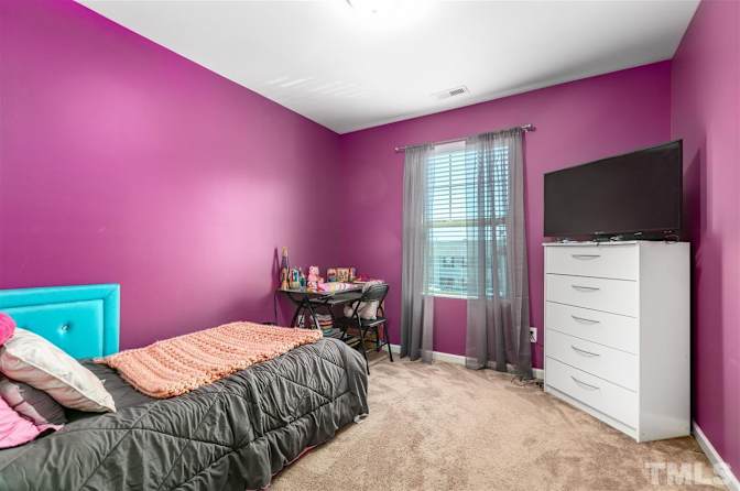 Alcove Rooms's room