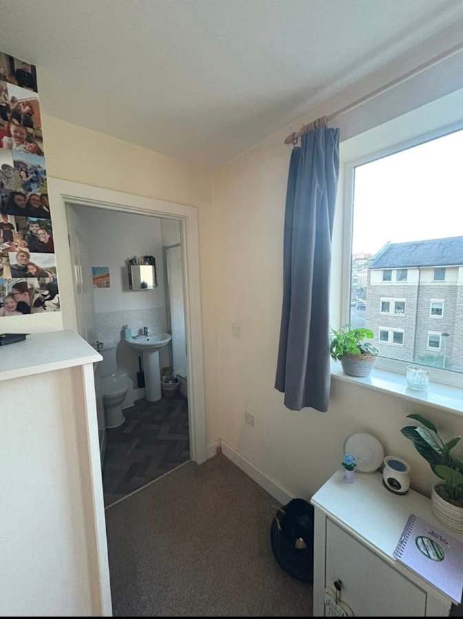 Emily Morris's room
