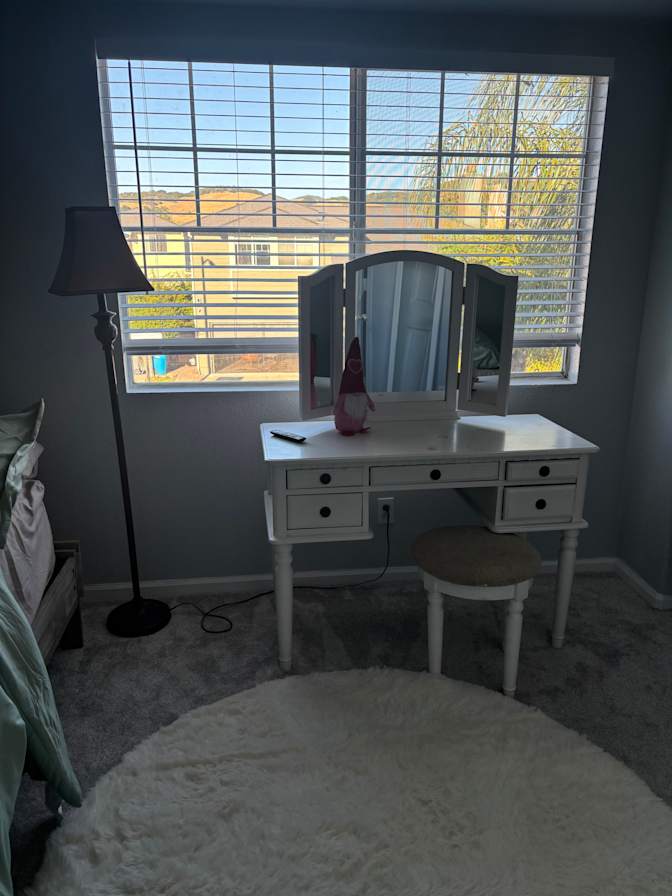 Jenny's room