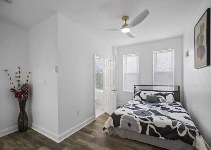 PadSplit's room