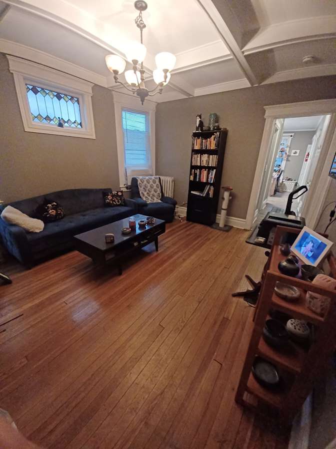 Gwen's room